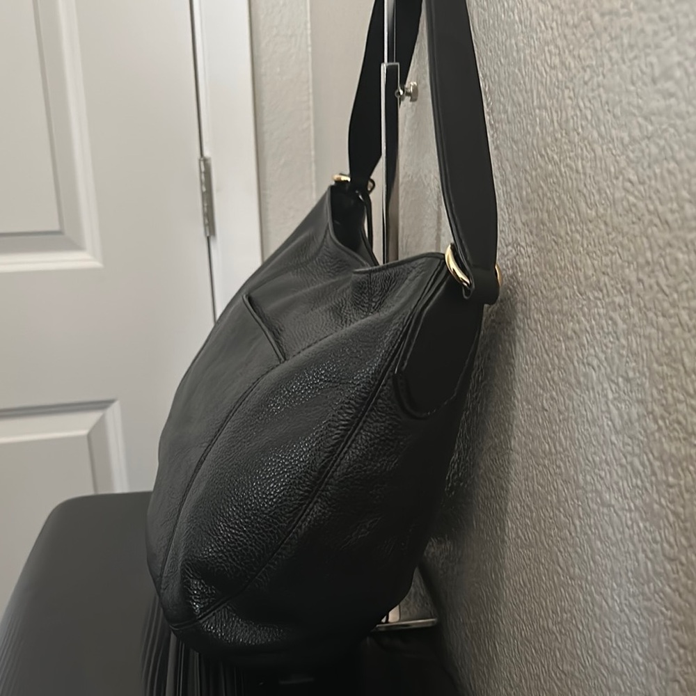 MICHAEL KORS BROOKE LARGE HOBO SHLDR LEATHER BLACK COLOR AND - Picture 5 of 16